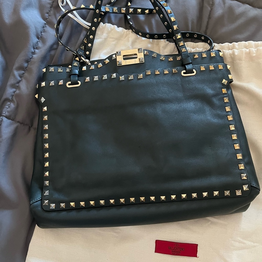 🔥VALENTINO GARAVANI forest green tote
